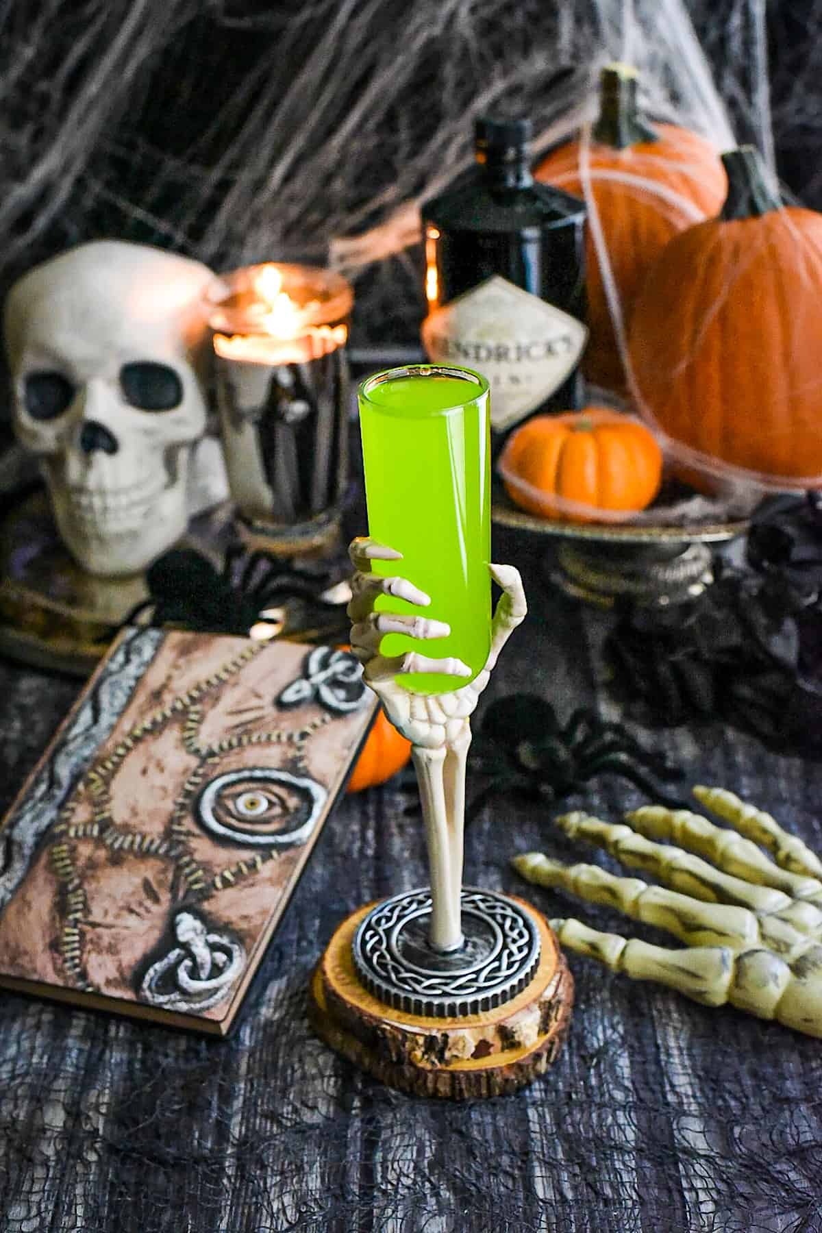 hocus-pocus-cocktail